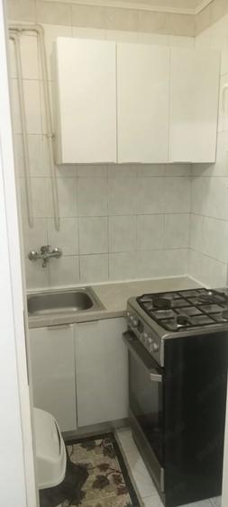 Garsonieră semidecomandată în Brâncoveanu
