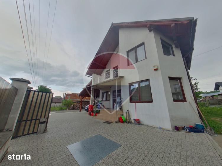 Casă cu 4 camere cu Teren 622 Mp în Bârsana
