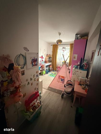 Apartament cu 3 camere decomandat în Rahova