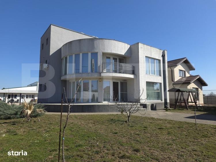 Casă cu 4 camere cu Teren 1304 Mp în Matraca