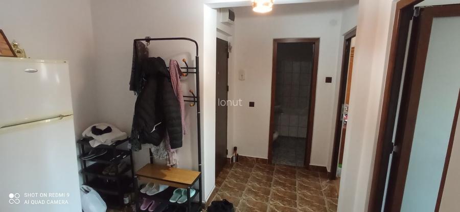 Inchiriez apartament cu 2 camere in Pitesti, cartier Negru Voda langa Universitatea Brancoveanu