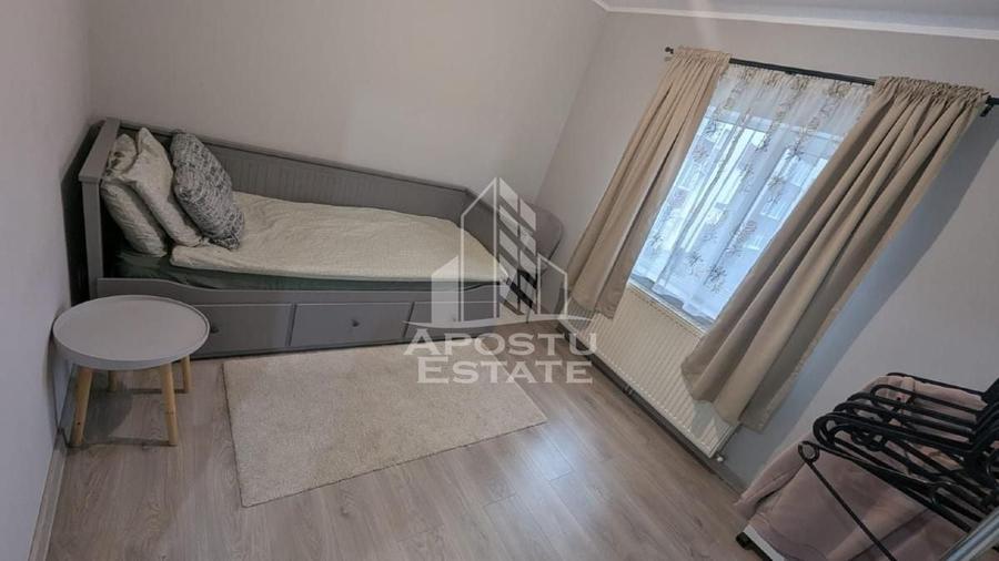 Apartament cu 3 camere decomandat, mobilat în Dâmbovița