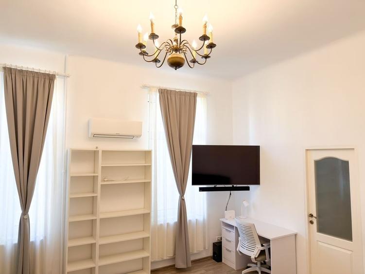 Inchiriez apartament pe str. Horea - 1
