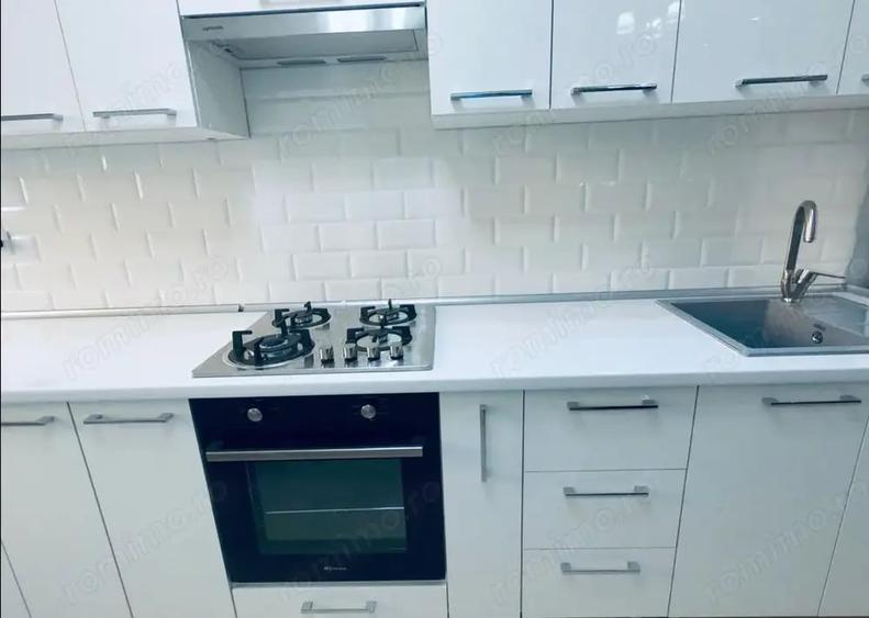 Garsonieră decomandată în Regie