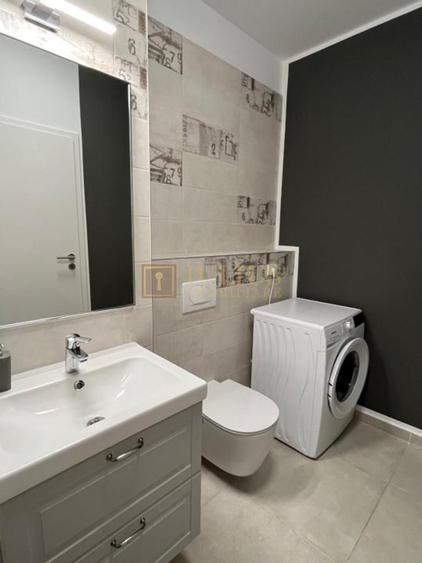 Apartament cu 2 camere decomandat, mobilat în Central