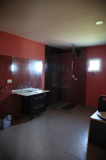 Casă individuală cu 3 camere cu Canalizare în Ciocanu