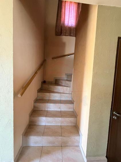 Casă individuală cu 4 camere cu Canalizare în Smârdan