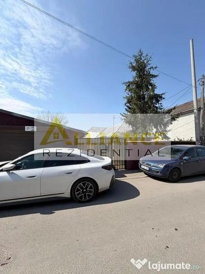 Casă cu 5 camere cu Teren 754 Mp în Cățelu