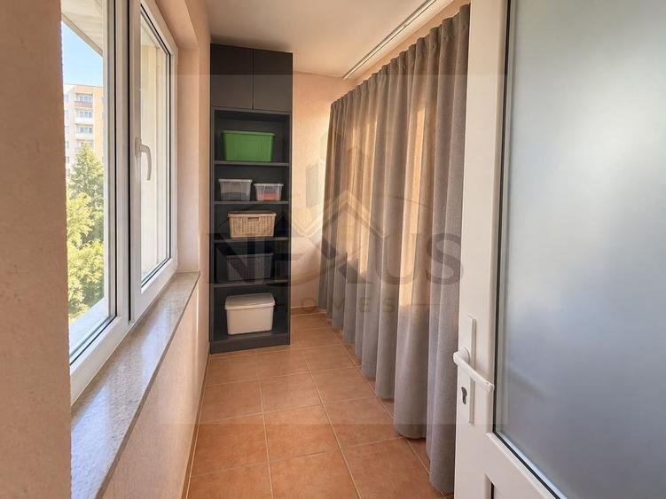 Apartament cu 4 camere semidecomandat, mobilat în Brâncoveanu