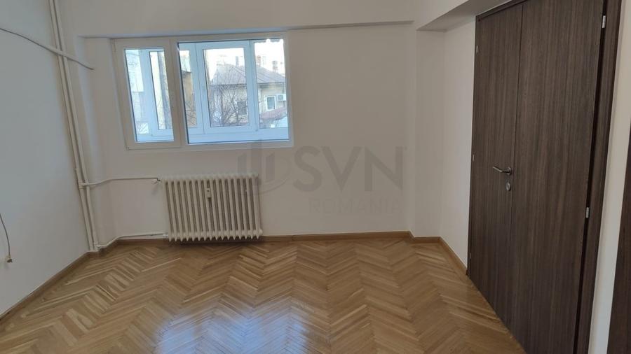 Apartament cu 3 camere decomandat în Dorobanți