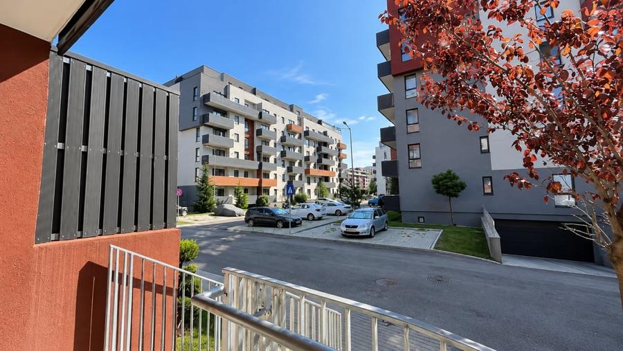 Apartament cu 2 camere decomandat, mobilat în Bartolomeu