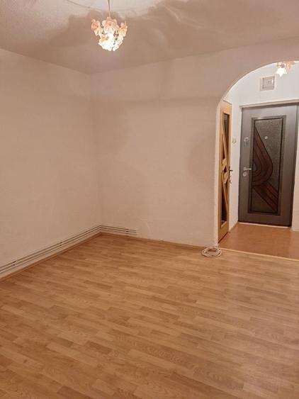 Vand garsoniera recent renovata - 4