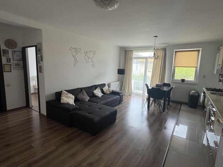 Apartament cu 2 camere în Florești