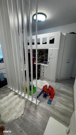 Apartament cu 3 camere decomandat în Terezian