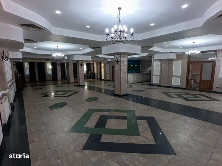 Spațiu comercial, de 550 mp, în Central