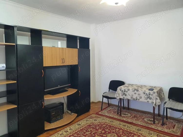 Apartament cu 2 camere decomandat în Ostroveni