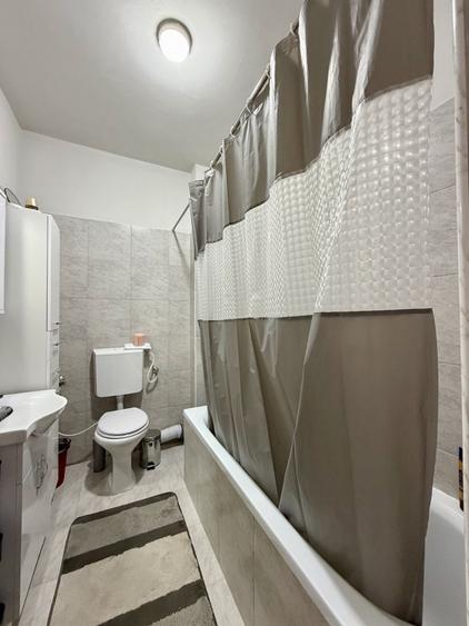 Apartament cu 2 camere decomandat în Florești