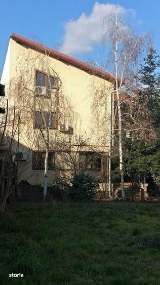 Casă cu Teren 785 Mp în Obor