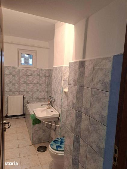 Apartament cu 2 camere semidecomandat în Micro 15