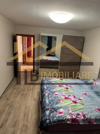 Apartament cu 3 camere decomandat în Tudor