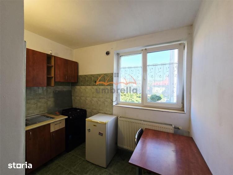 DE INCHIRIAT garsoniera , zona Plopilor Manastur, 18 mp, 195 euro - 12