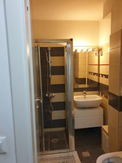Apartament cu 2 camere decomandat în Crâng — fotografia 3