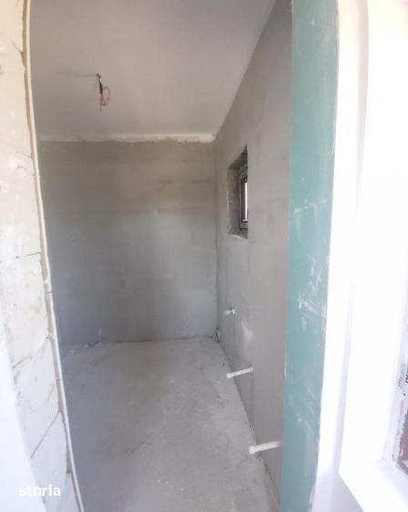 Casă cu 4 camere cu Teren 300 Mp în Central
