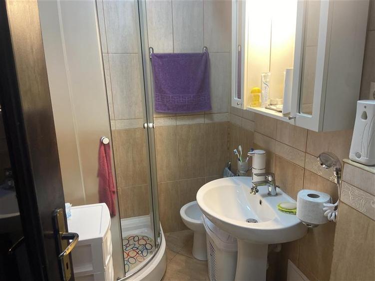 Apartament cu 2 camere nedecomandat, mobilat în Gară