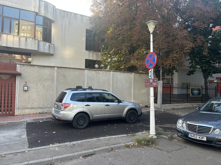 Casă cu Teren 800 Mp în Central
