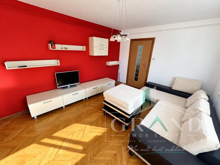 Apartament cu 3 camere semidecomandat, mobilat în Gheorgheni