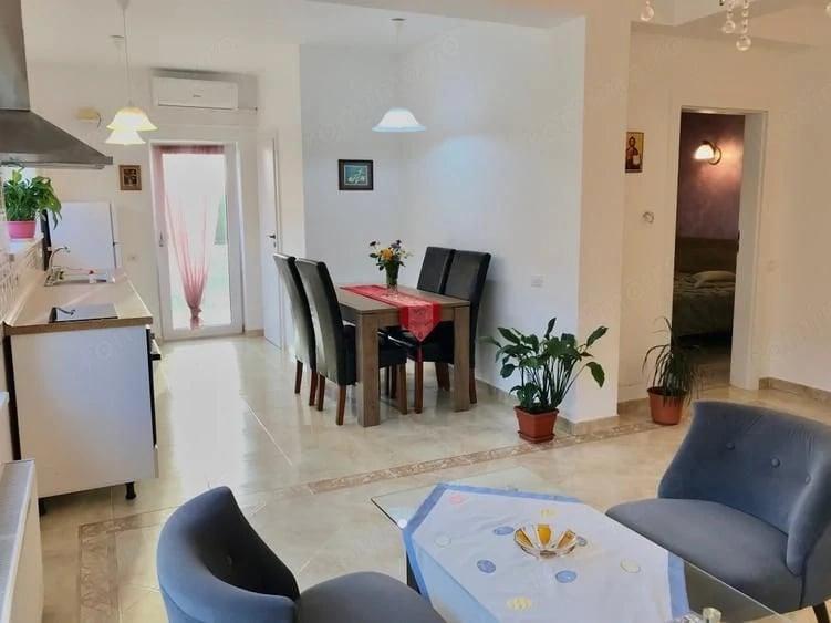 Apartamet modern 3 camere, 2 bai , loc de parcare, Torontalului - 1