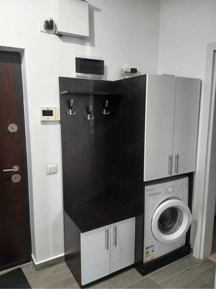 Garsonieră decomandată în Apărătorii Patriei
