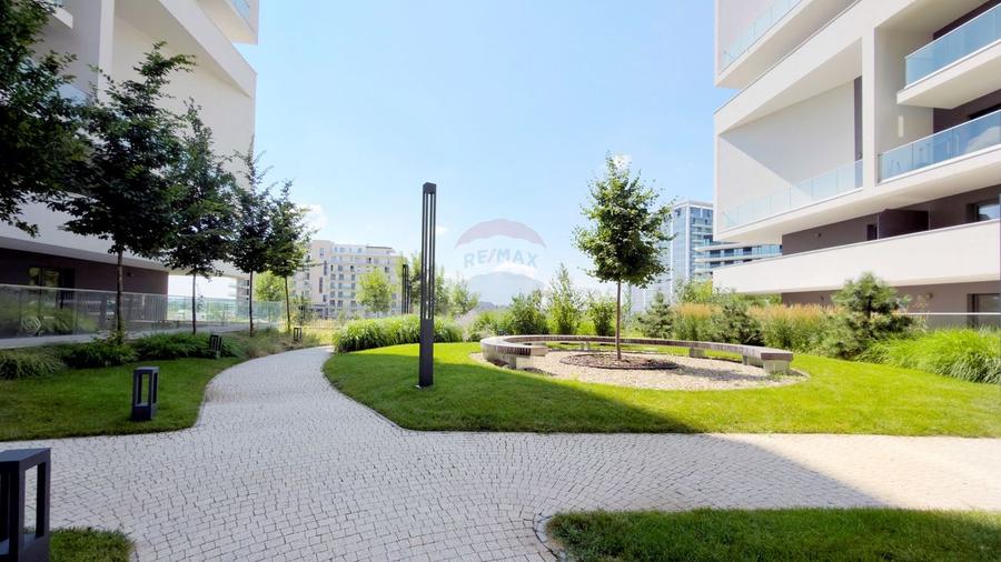 Apartament cu 2 camere decomandat, mobilat în Barbu Văcărescu