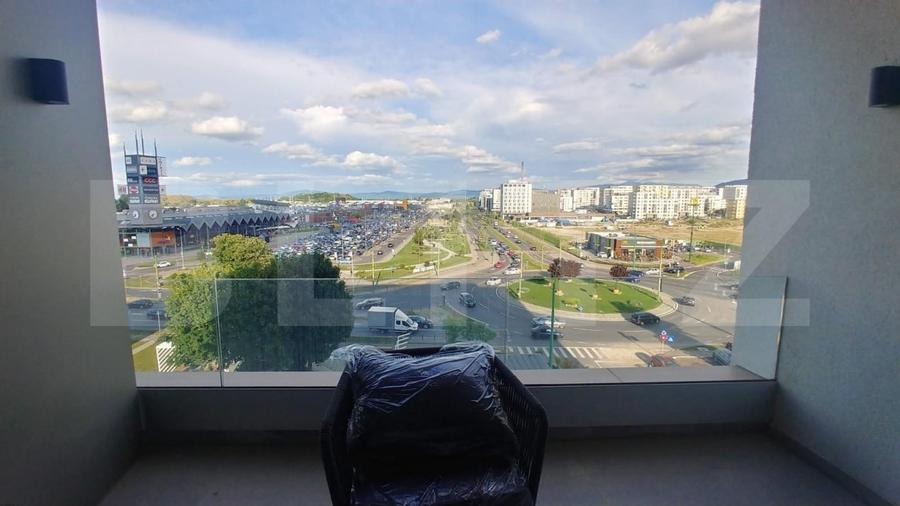 Apartament cu 2 camere decomandat, mobilat în Tractorul