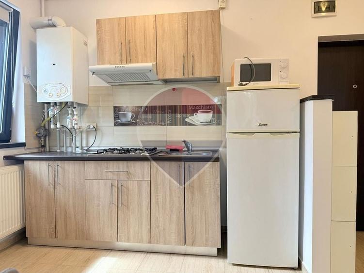 Apartament cu 2 camere semidecomandat, mobilat în Bucureștii Noi