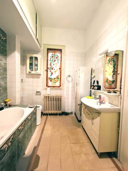 Apartament cu 7 camere circular, mobilat în Sinaia