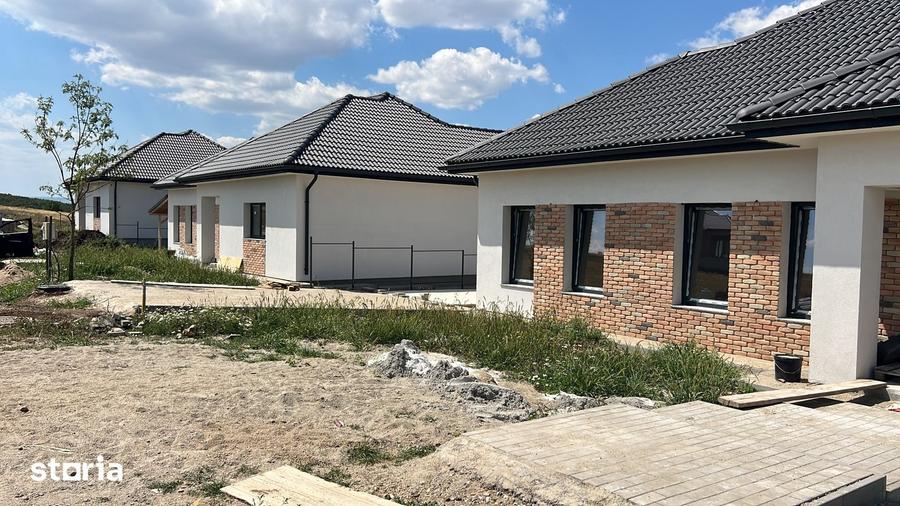 Teren de 750 mp, în Jucu