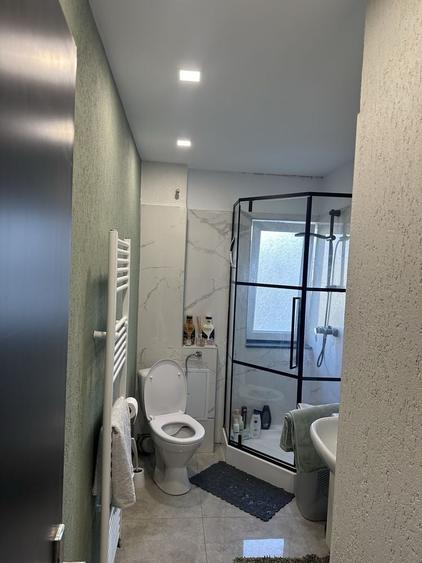 Apartament cu 3 camere decomandat în Ultracentral