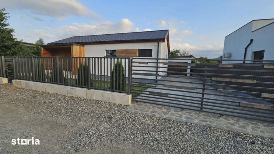 Casă cu 3 camere cu Teren 78 Mp în Central