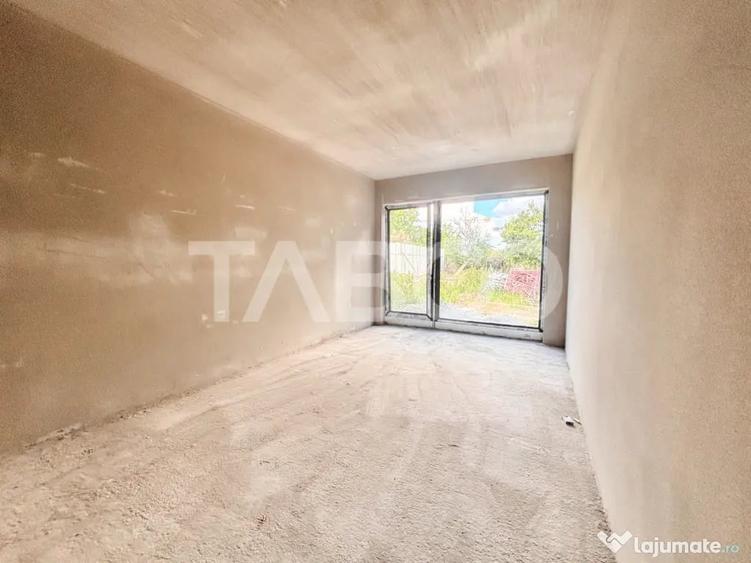 Apartament cu 4 camere semidecomandat în Mărăști