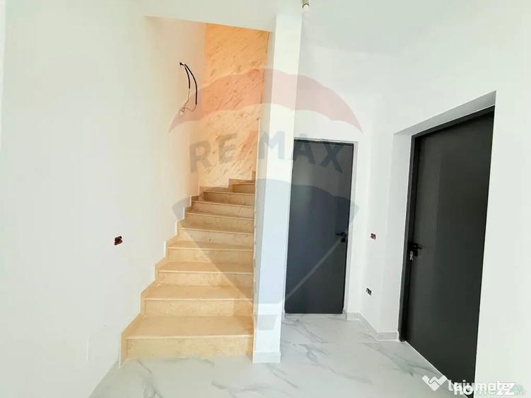 Casă cu 5 camere cu Teren 300 Mp în Cornetu