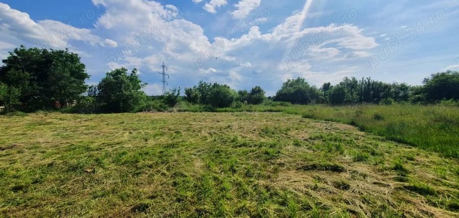 Teren de 3600 mp, în Central