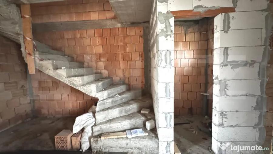 Duplex cu 4 camere, situat in Blaj - 3