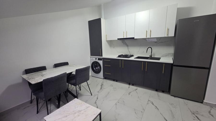 Apartament cu 2 camere decomandat în Sfântu Ilie