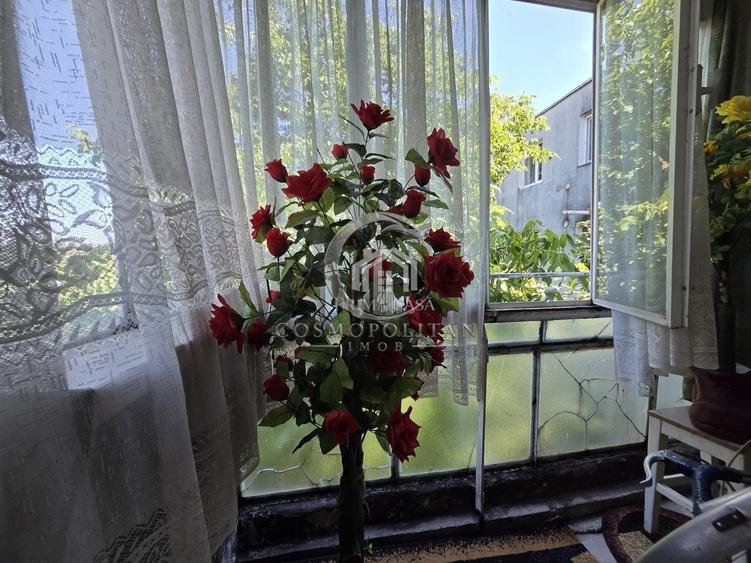 Apartament cu 3 camere în Micro 14