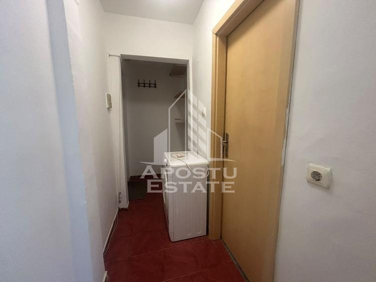 Apartament cu 2 camere semidecomandat, mobilat în Șagului