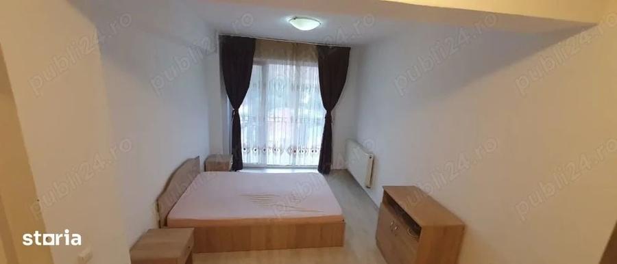 Apartament cu 3 camere în Cuzdrioara