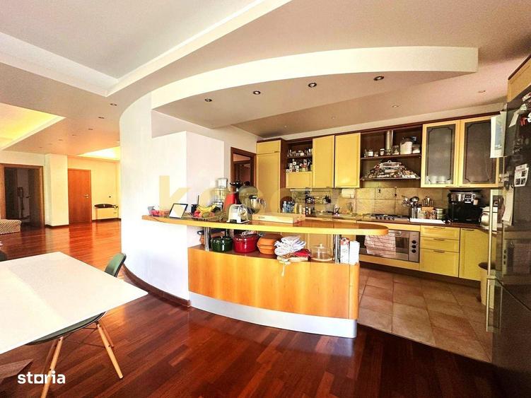 Apartament cu 4 camere în Primăverii