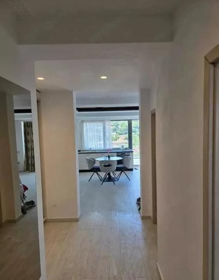 Apartament cu 2 camere decomandat în Centrul Istoric