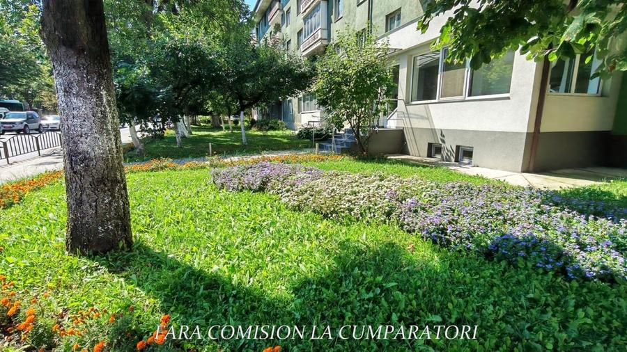 Apartament cu 2 camere semidecomandat în 1 Mai
